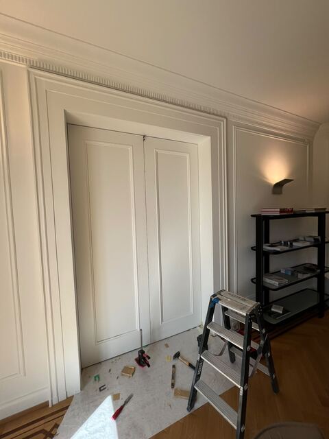 Portes à panneaux moulurés restaurées sur mesure